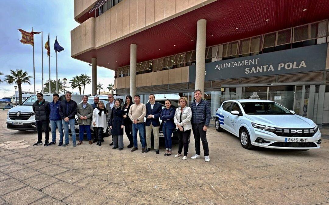 L’Ajuntament de Santa Pola recepciona quatre nous vehicles per als servicis municipals