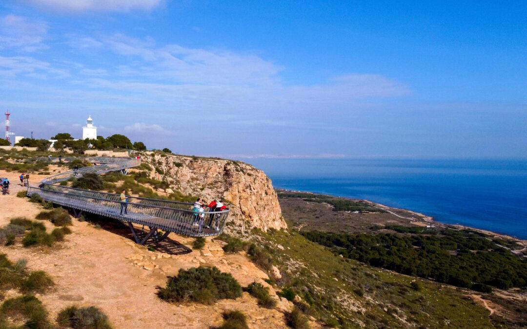 Tráfico y Policía Local de Santa Pola mejoran su coordinación con la aprobación de un protocolo de colaboración en materia de seguridad vial