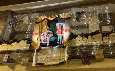 Santa Pola convoca els concursos de decoració de Nadal de balcons, façanes i aparadors