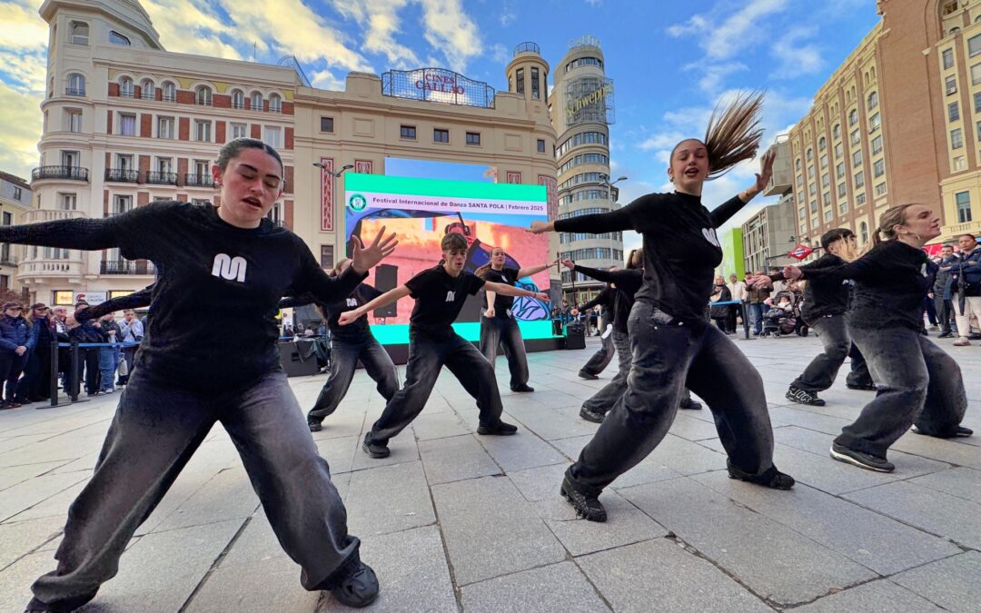 Santa Pola presenta en la plaza de Callao de Madrid el Festival Internacional de Danza Mou-Te