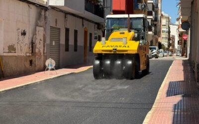 Santa Pola inicia una nueva operación asfalto que renovará 40.000 m2 de calles en el municipio