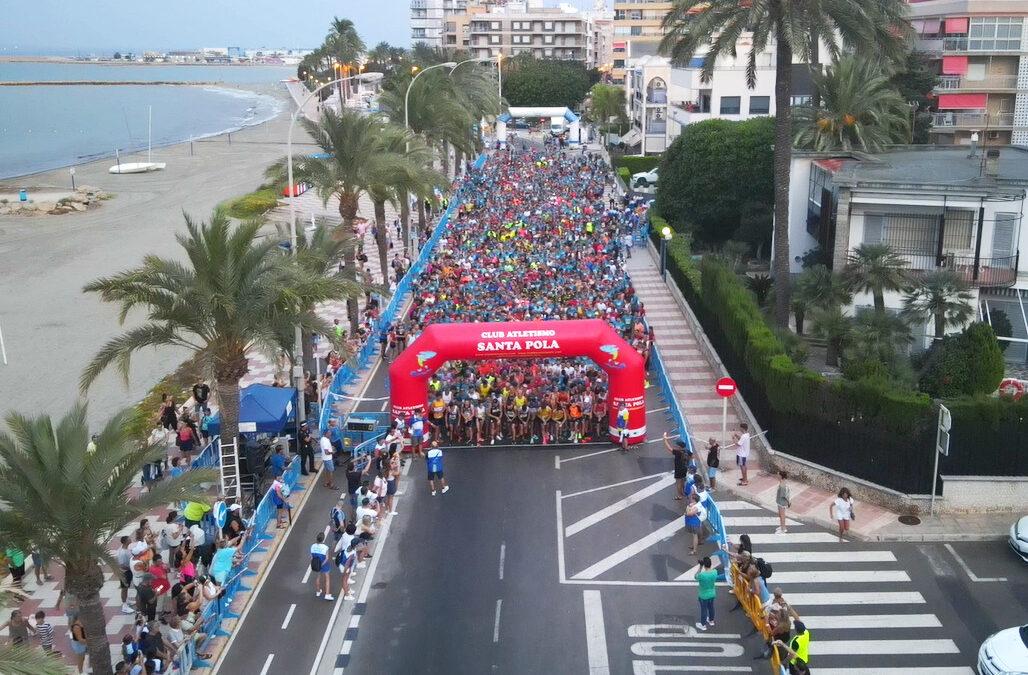 La 29é Carrera a l’alba de Santa Pola amplia la inscripció fins als 1.800 corredors per a batre el seu propi rècord
