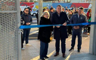 Santa Pola estrena el remodelado polideportivo Paco Hernández con gran protagonismo de los clubs locales