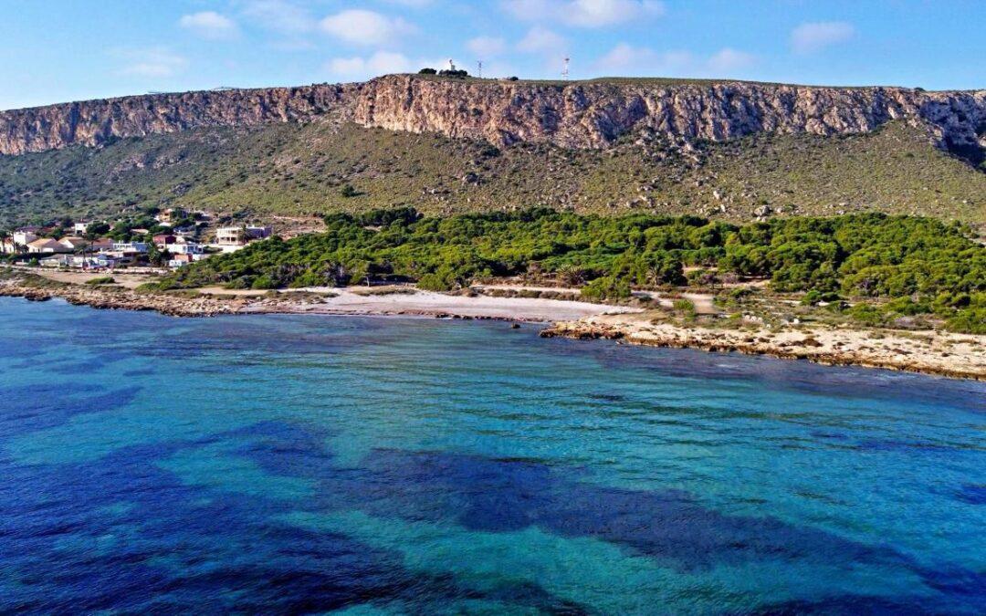 El pleno urge a la Generalitat Valenciana a declarar paraje natural municipal la Sierra y Cabo de Santa Pola
