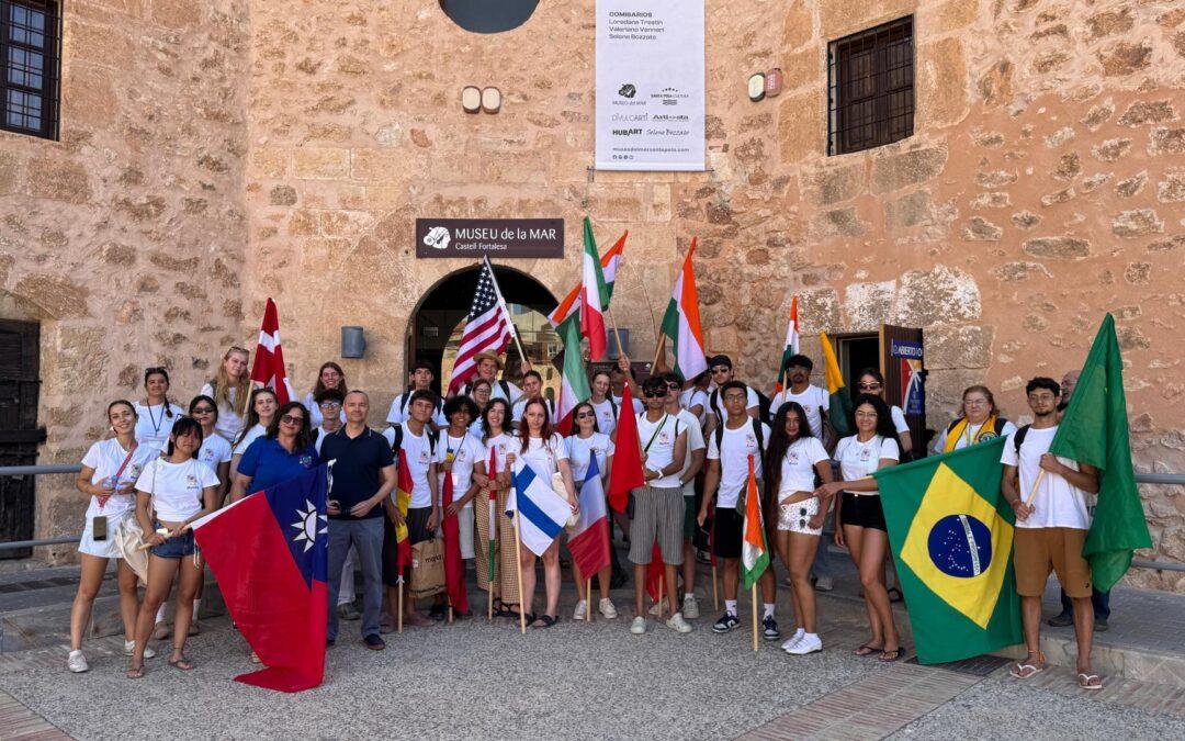 Jóvenes de 17 países visitan Santa Pola en una actividad del Club de Leones