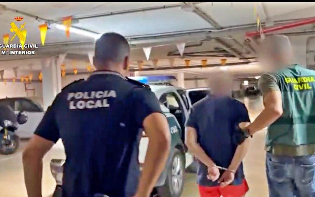 La Guardia Civil esclarece doce robos con fuerza cometidos en establecimientos de Santa Pola