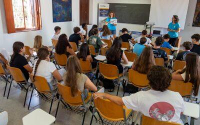 L’alumnat de Santa Pola participa en el programa d’educació ambiental marina del Museu de la Mar en el CIMAR